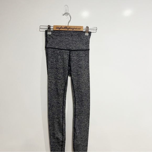 Lululemon Wunder Under Hi-Rise Tight *28"
Heathered Black - Picture 3 of 9